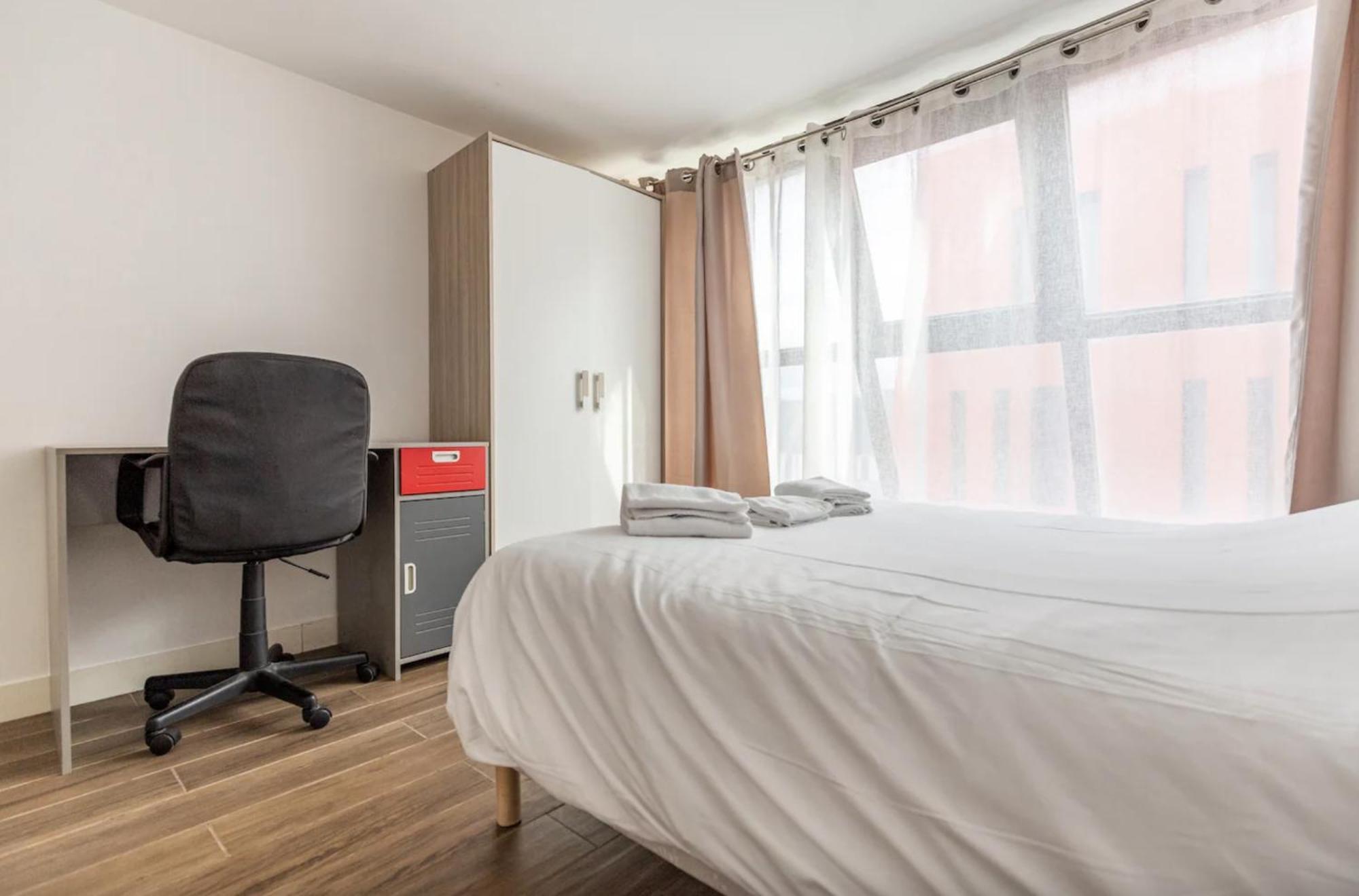 L'Escapade Paris Apartment Le Kremlin-Bicetre Luaran gambar